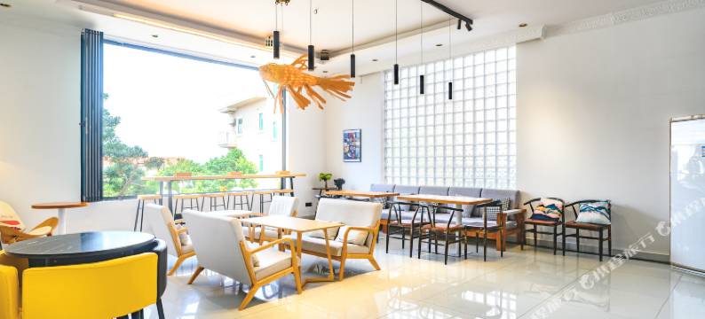 深圳鹭遇·云巅空中花园美宿(海贝湾店)图片