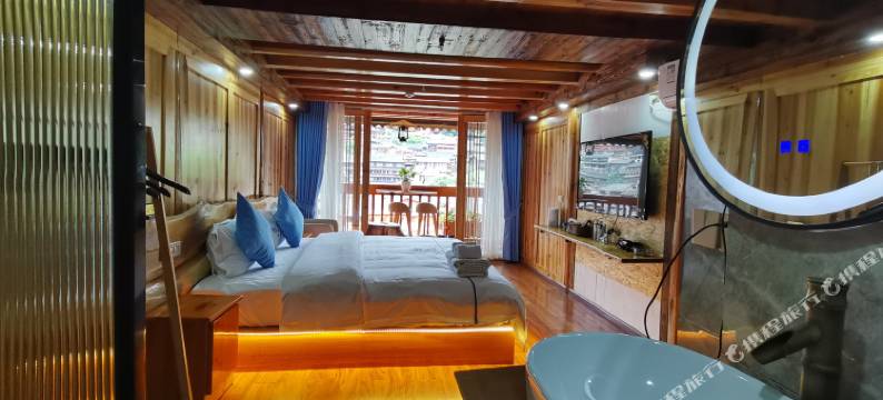 西江千户苗寨千寻山宿图片