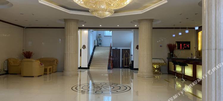 莫尔道嘎龙岩山庄图片