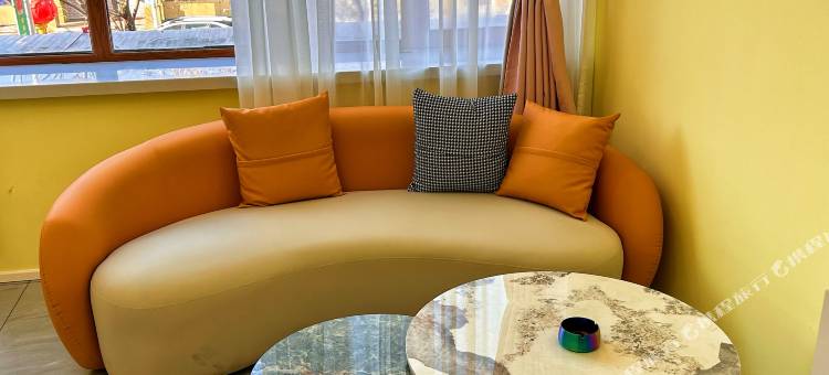 云鼎宾馆(塔河站店)图片