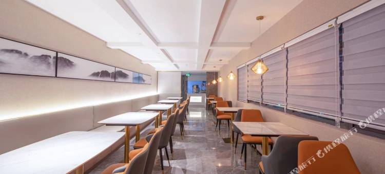 柏宜轻居(南京河西万达吾悦广场店)图片