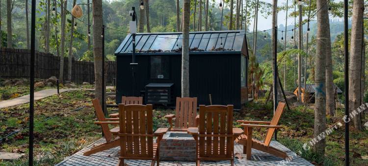 Bobocabin塔维亚庞查克(Bobocabin The Tavia, Puncak)图片