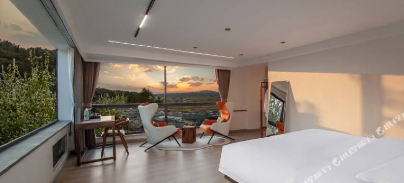 屿含设计师温泉美宿(和顺古镇店)图片