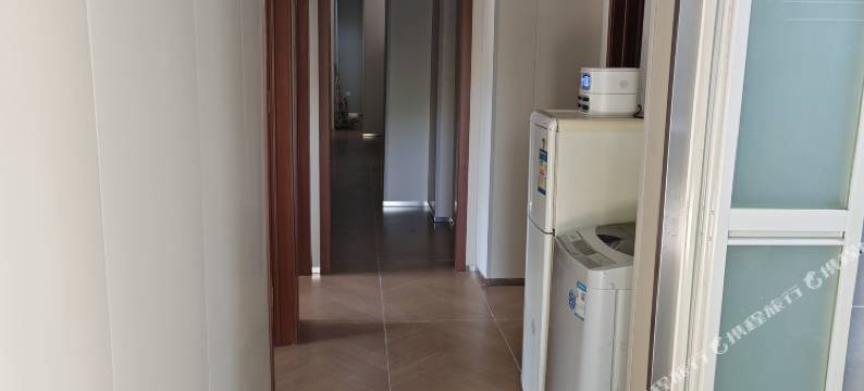 茗苑酒店公寓(仙鹤门地铁站店)图片