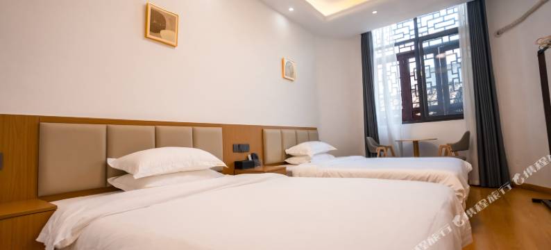 老城民宿(边城茶峒景区店)图片