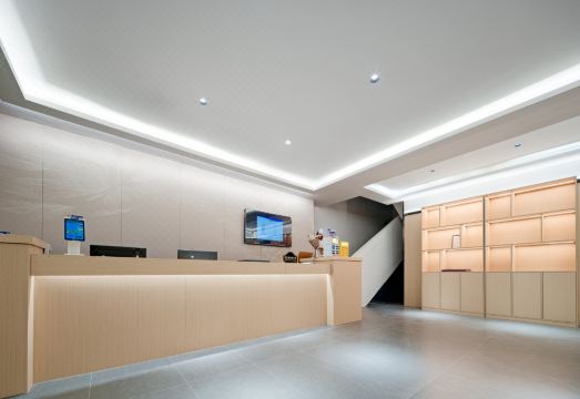 Yayue Hotel (Panzhou Xingkai Garden Pedestrian Street Store) Hotel Overview