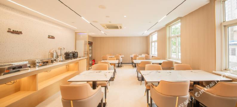 艺龙海雅酒店(彬州市汽车站店)图片