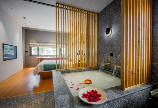 花筑奢·乌镇沐舍拾光温泉民宿外景图