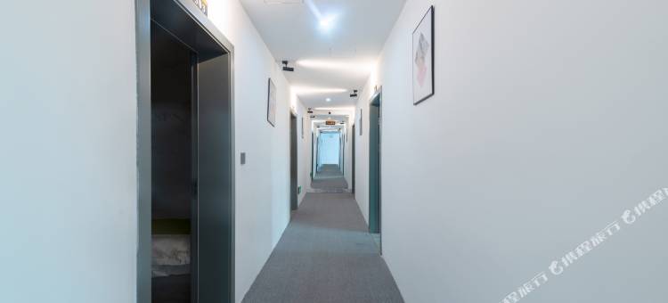 由里青居·智慧酒店(成都四川工商学院店)图片