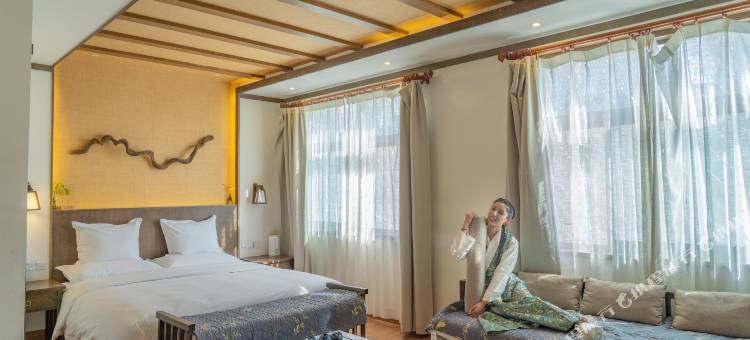 拉萨岩庐别院(布达拉宫店)图片