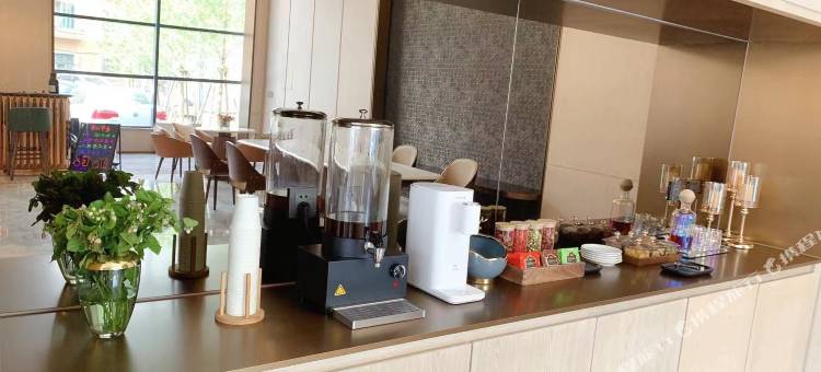 沈阳中山广场桔子水晶酒店图片