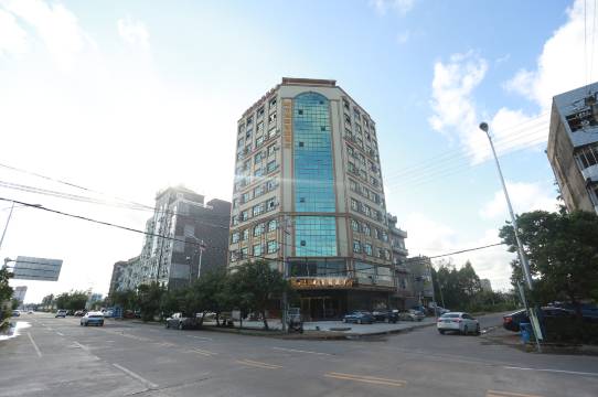 东兴城市热恋海景酒店(万尾金滩店)