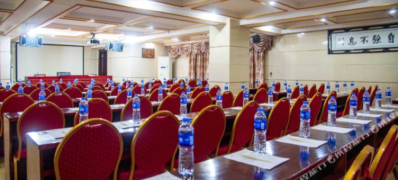 英德皇朝国际酒店图片