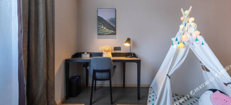 连云港海洋大学苍梧路亚朵酒店图片