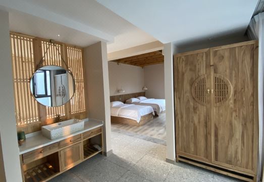 MAN HU TIME Guesthouse(Suzhou Taihu Xishan Island Store) Hotel Overview