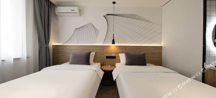 青季酒店MINI(常州恐龙园万达广场店)图片