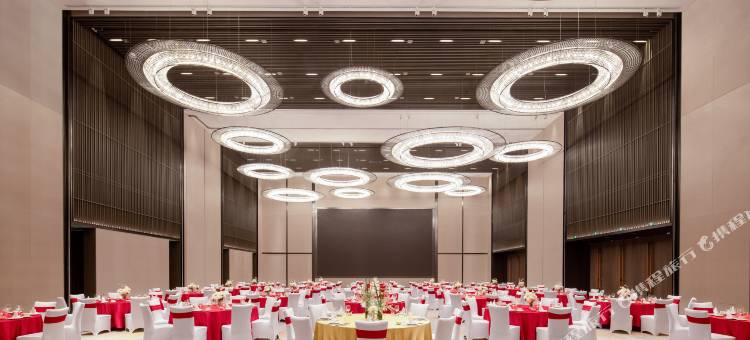 青岛金水皇冠假日酒店图片