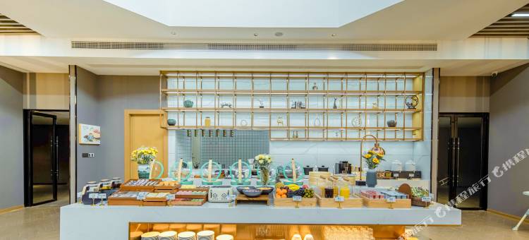 南昌青山湖区北罗地铁站亚朵酒店图片