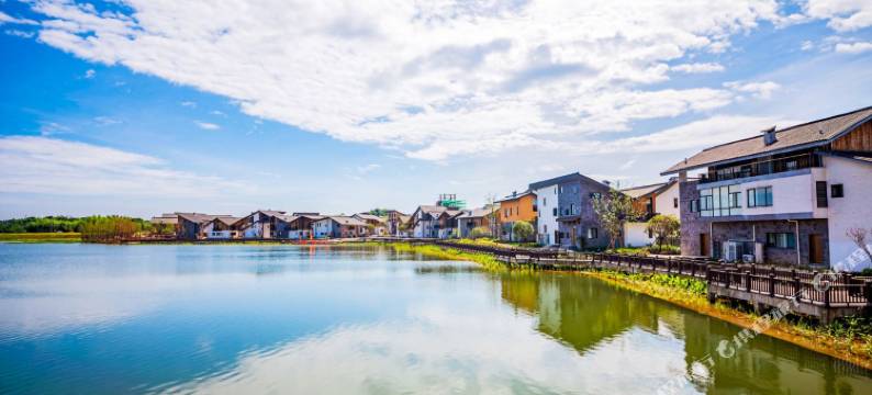 汨罗路边未看民宿图片