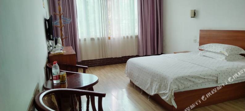 金龙湾宾馆(河池火车站店)图片