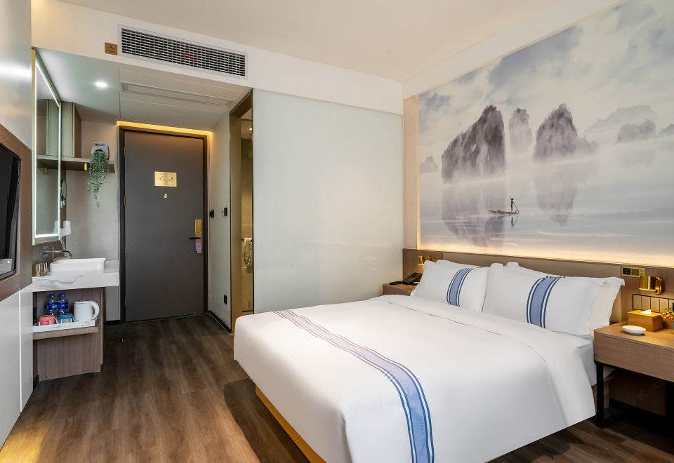  Hotel Overview