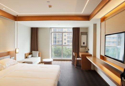Yilong Hotel (Beijing Wukesong 301 Hospital Branch) Hotel Overview