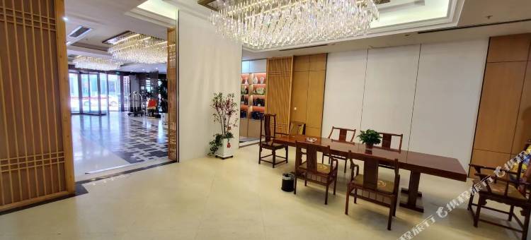 仟那旅途酒店(信阳新县火车站店)图片