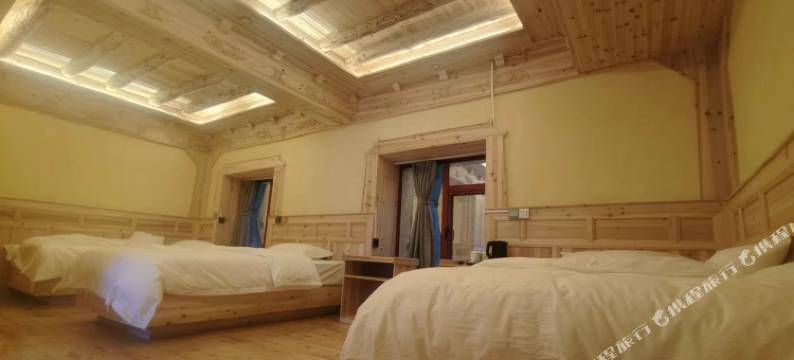 康定古碉观景民宿图片