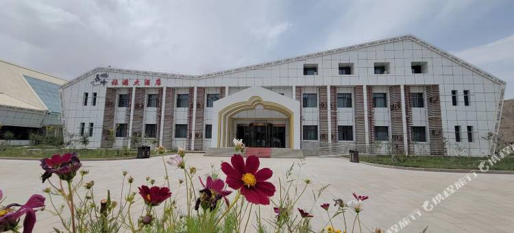 阿克陶慕峰旅游大酒店图片
