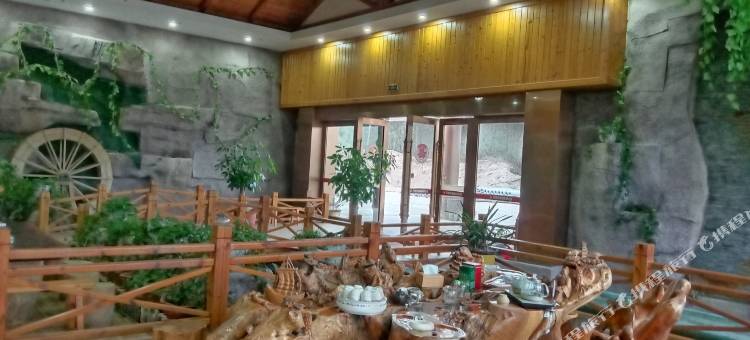 平远五指石休闲度假山庄图片