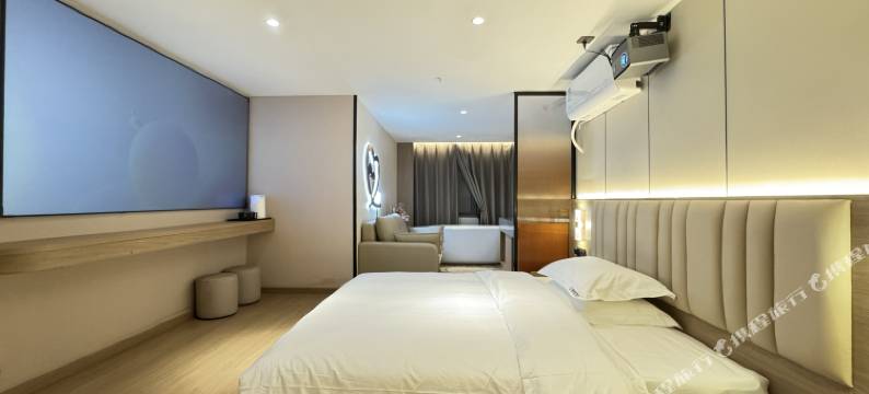 云锦智能影院酒店(南宁火车站地铁口店)图片