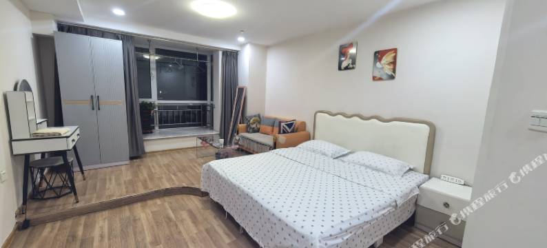 七七情侣公寓(万豪大厦店)图片