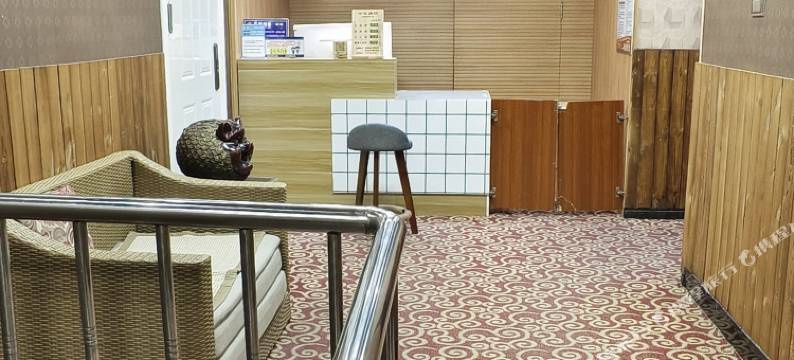 自由空间精品宾馆(青冈县第一中学店)图片