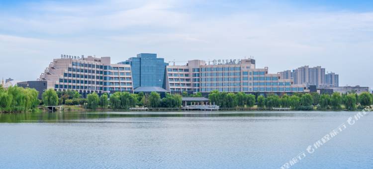 六安曙光铂尊酒店图片