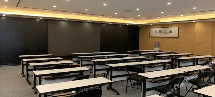 希岸酒店(太原火车站五一广场地铁站店)图片