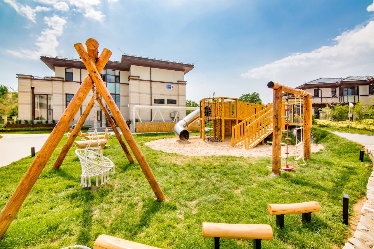 十鲤汤泉海景酒店(北戴河新区阿卡小镇店)图片