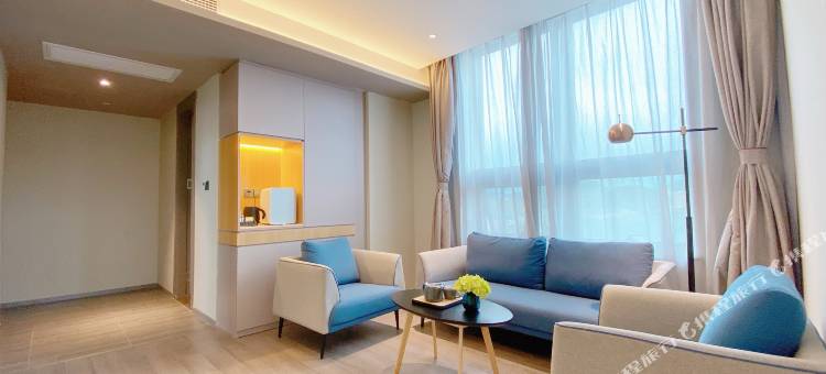 如家商旅酒店(贵阳龙洞堡机场中兴地铁站店)图片