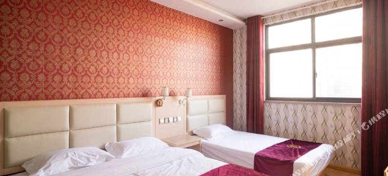 七彩青春时尚酒店(安阳师范学院店)图片