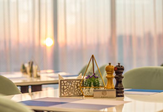 Yitel Collection Hotel (Changzhi Bayi Square Sky City Branch) Hotel Overview