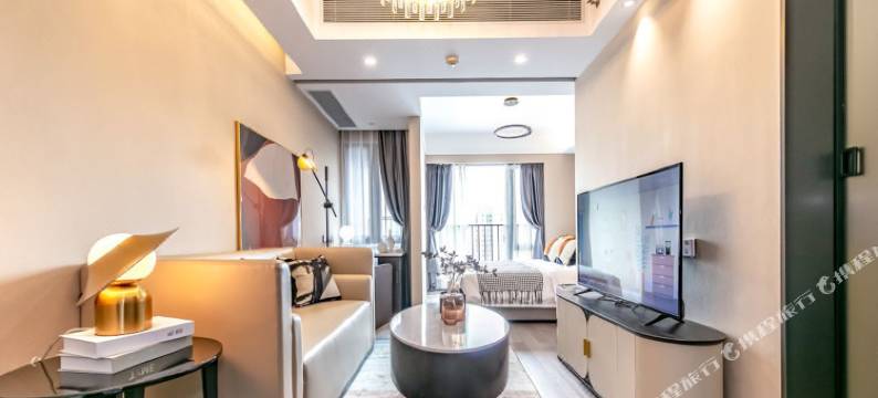 云漫轻居·Hotel(广州珠江新城潭村地铁站店)图片