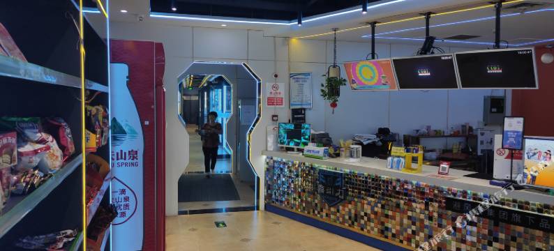 酷玩电竞酒店(许昌曹魏古城胖东来店)图片