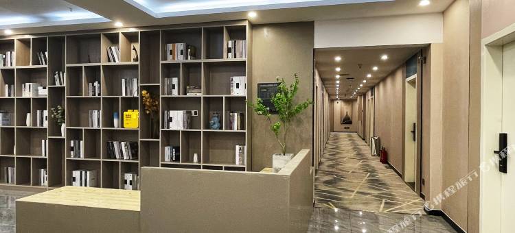 Xbed希酒店(衡阳雁峰广场湘江南路店)图片