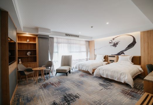 若初酒店（遂宁市体育中心店）