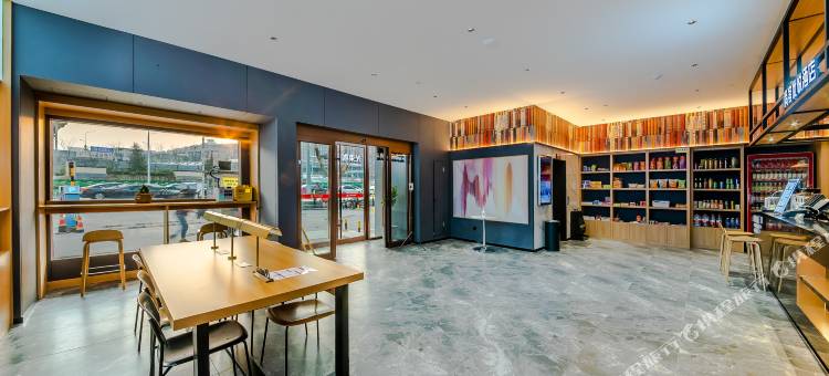 尚客优悦酒店(石油大学太行山路地铁站店)图片