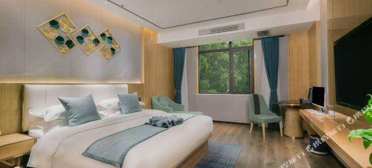 临沧海之蓝大酒店(佤文化广场玉龙湖公园店)图片