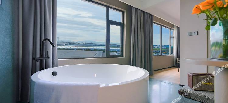 深圳宝安机场RANZ兰兹国际酒店图片