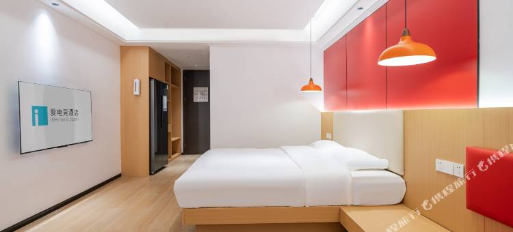 爱电竞酒店(南充站西华师范大学华凤校区店)图片