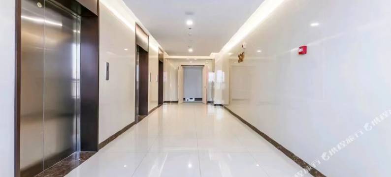 云禾·轻舍民宿(省人民医院盛安广场店)图片