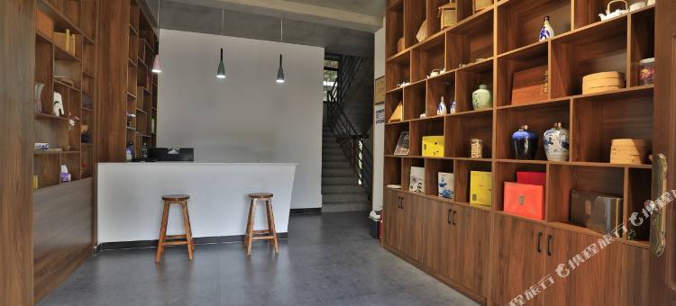 竹尖上的树屋民宿图片