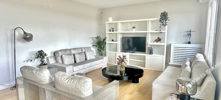 巴黎塞纳河畔河景铁塔景观家庭公寓(Apartment with eiffel tower and Seine view Blériot)图片
